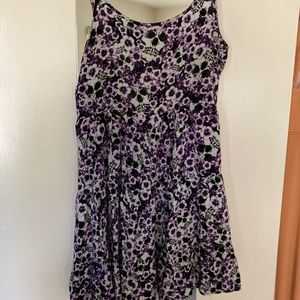 Hot Topic Open Back Sun Dress💕☠️